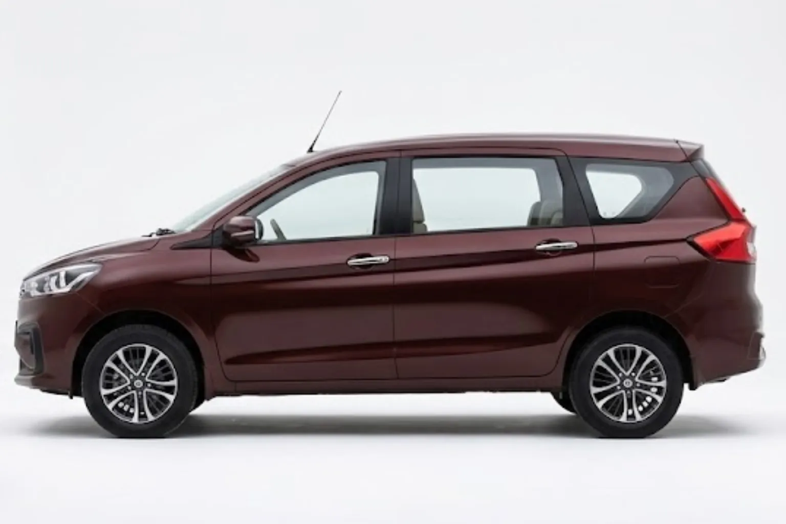Maruti Ertiga Left Side