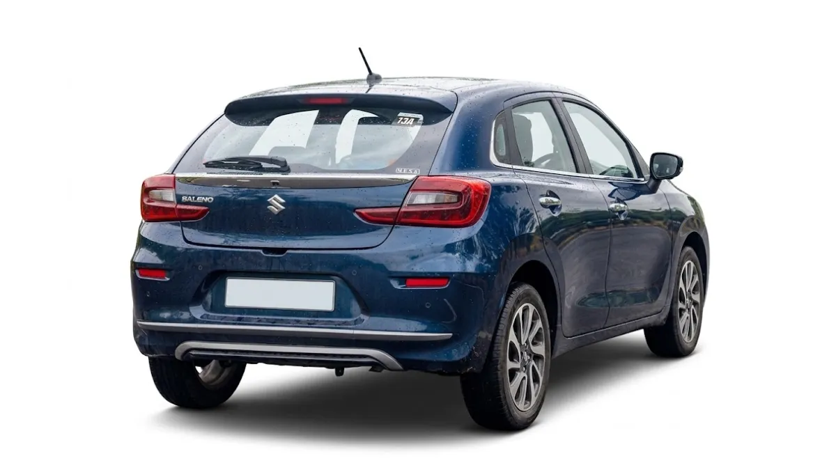 Maruti Suzuki Baleno Driving Rear Right Three Quarter