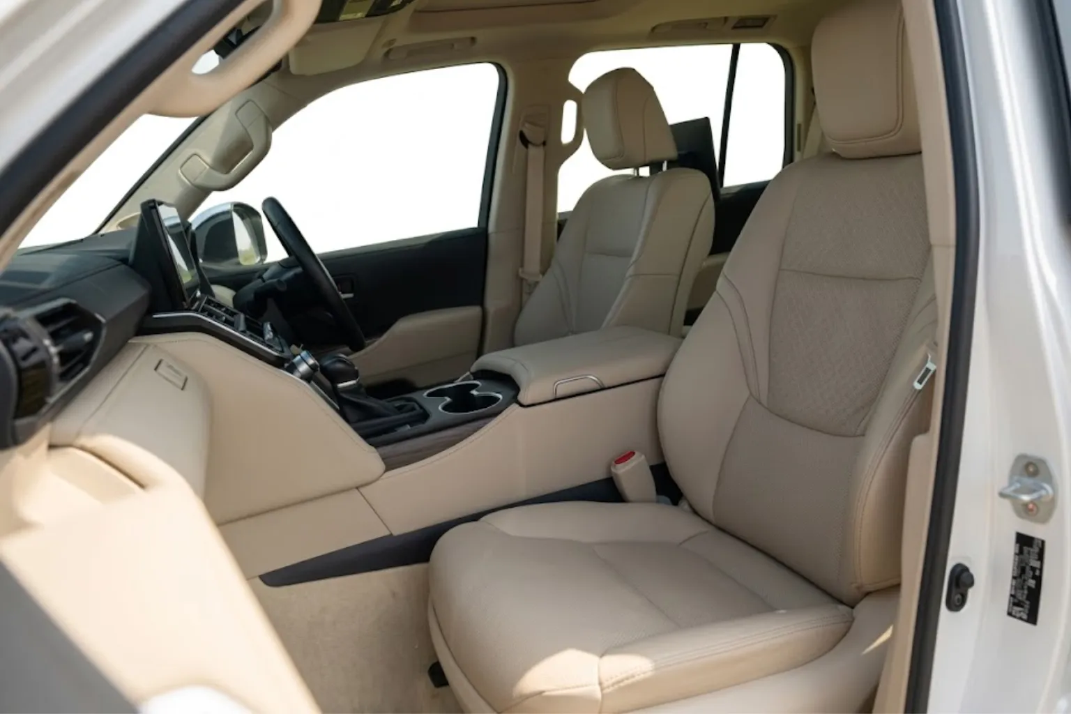 Toyota Land Cruiser 300