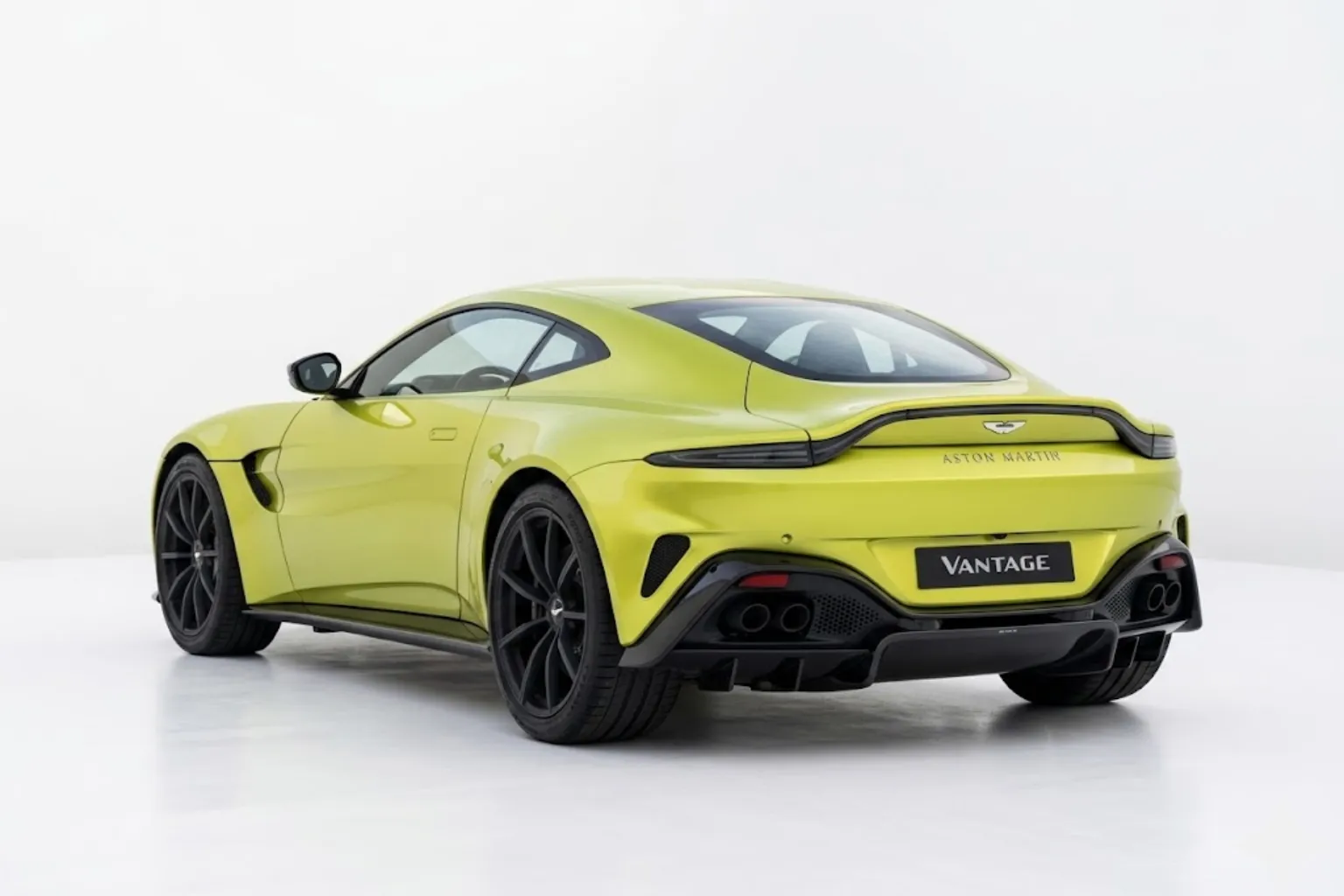 Aston Martin Vantage