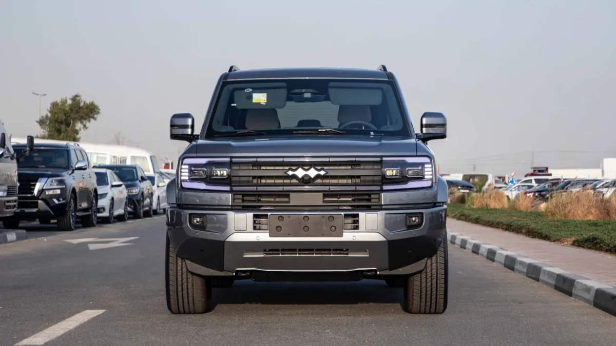 BYD Leopard 8 Patented in India – Big Hybrid SUV Incoming?