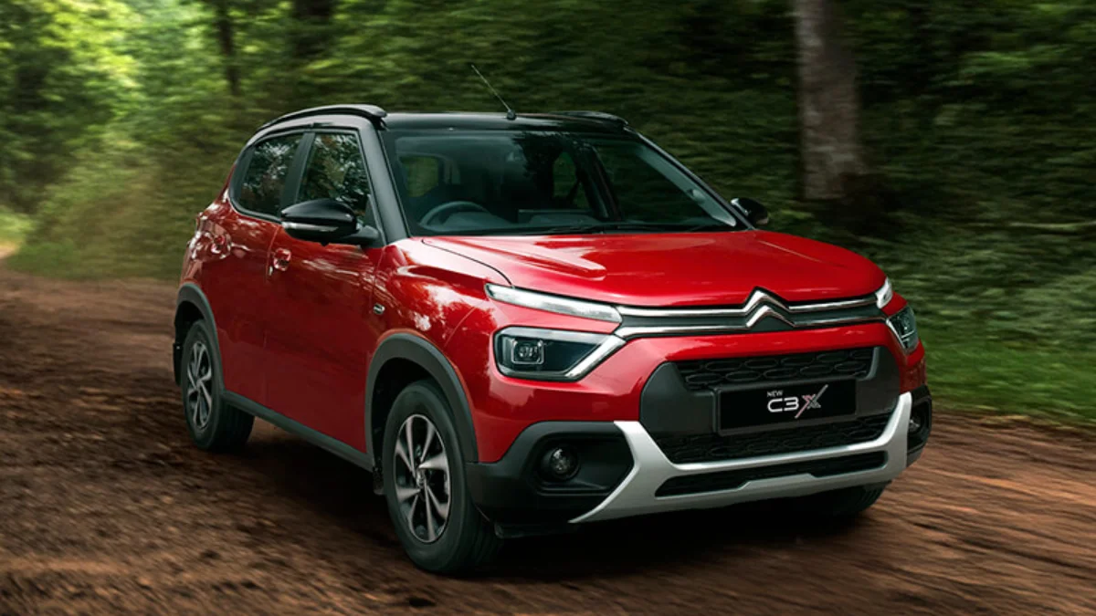 Kia Sonet HTK(O) vs Citroen C3 Shine AT: Compact SUV Face-Off Under 10L