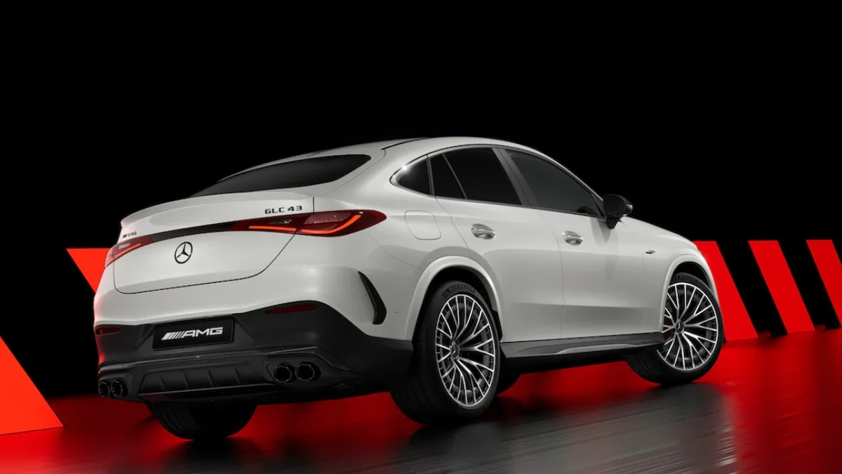 Mercedes-AMG GLC 43 Luxury SUV That Feels Too Fast to Handle