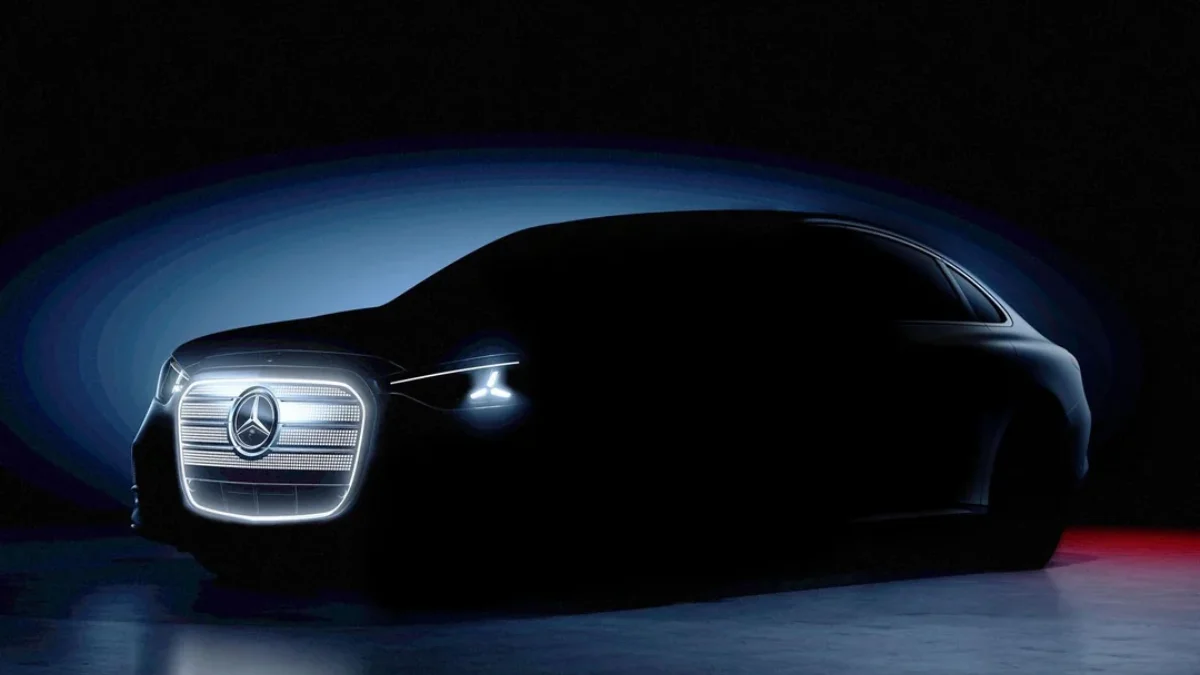 New Mercedes-Benz C-Class EV Interior Officially Revealed